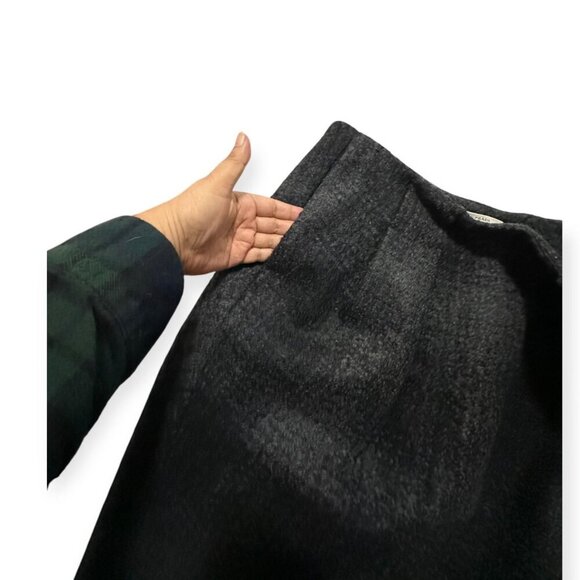 Prada FW2009 Gray Plaid Wool Pencil Skirt IT 46 Made in Italy - Picture 8 of 10